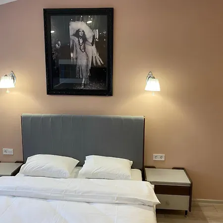Kyiv Central Apart Hotel